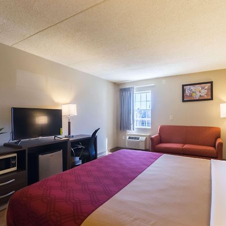 Econo Lodge Harrisburg - Southwest Of Hershey Area Bagian luar foto